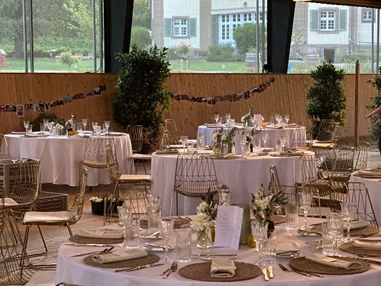 Hochzeitslocation: Eventhalle - Schloss Falkenhaus