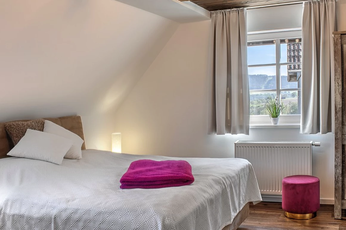 Hochzeitslocation: Zimmer-Beispiel - Schloss Falkenhaus