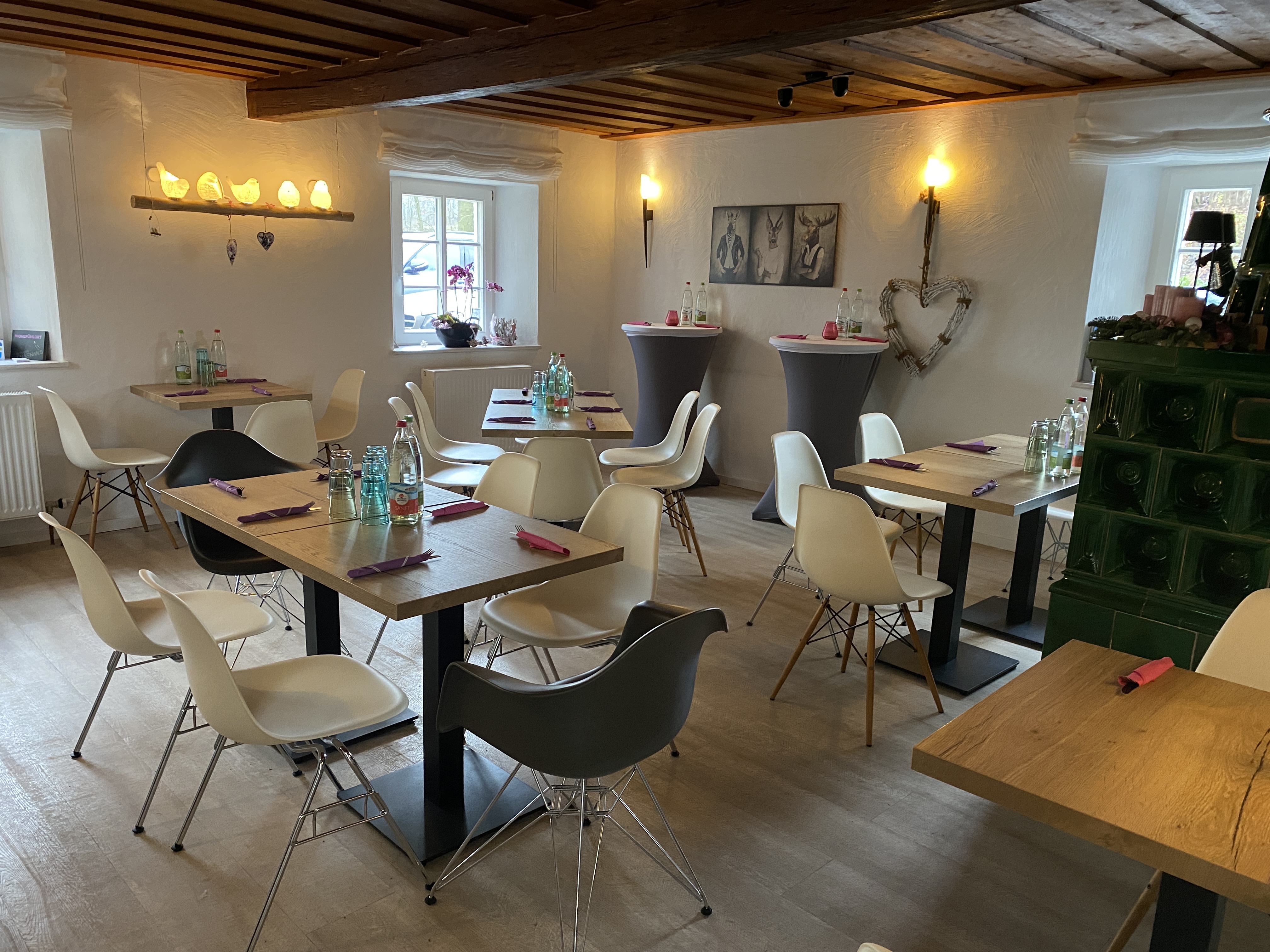 Hochzeitslocation: Frühstücksraum - Schloss Falkenhaus