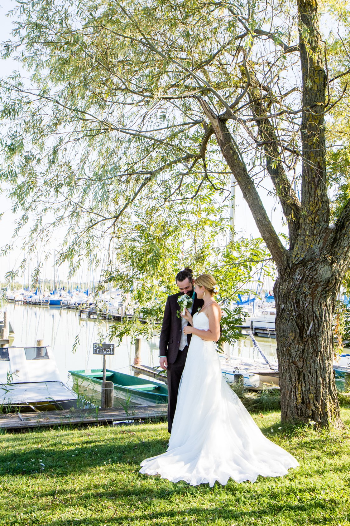 Hochzeit: Tolle Fotomöglichkeiten direkt am Neusiedlersee sind für das Seepark-Weiden eine Selbstverständlichkeit. - Strandbar im Seepark Weiden