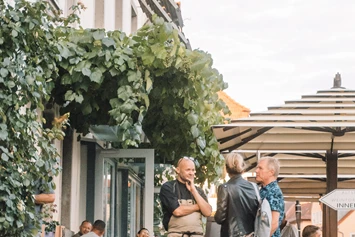 Hochzeit: Ansicht vom Haus  - Altstadthotel Weinforum Franken