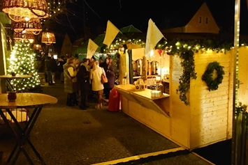 Hochzeit: Weinforum Franken, Weihnachtsmarkt - Altstadthotel Weinforum Franken