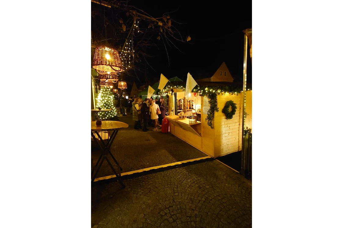 Hochzeit: Weinforum Franken, Weihnachtsmarkt - Altstadthotel Weinforum Franken