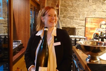 Hochzeit: Big Bottle Party im Weinforum Franken - Altstadthotel Weinforum Franken