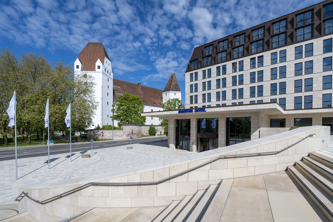 Hochzeit: Moderne Außenansicht des Maritim Hotel Ingolstadt - Maritim Hotel Ingolstadt