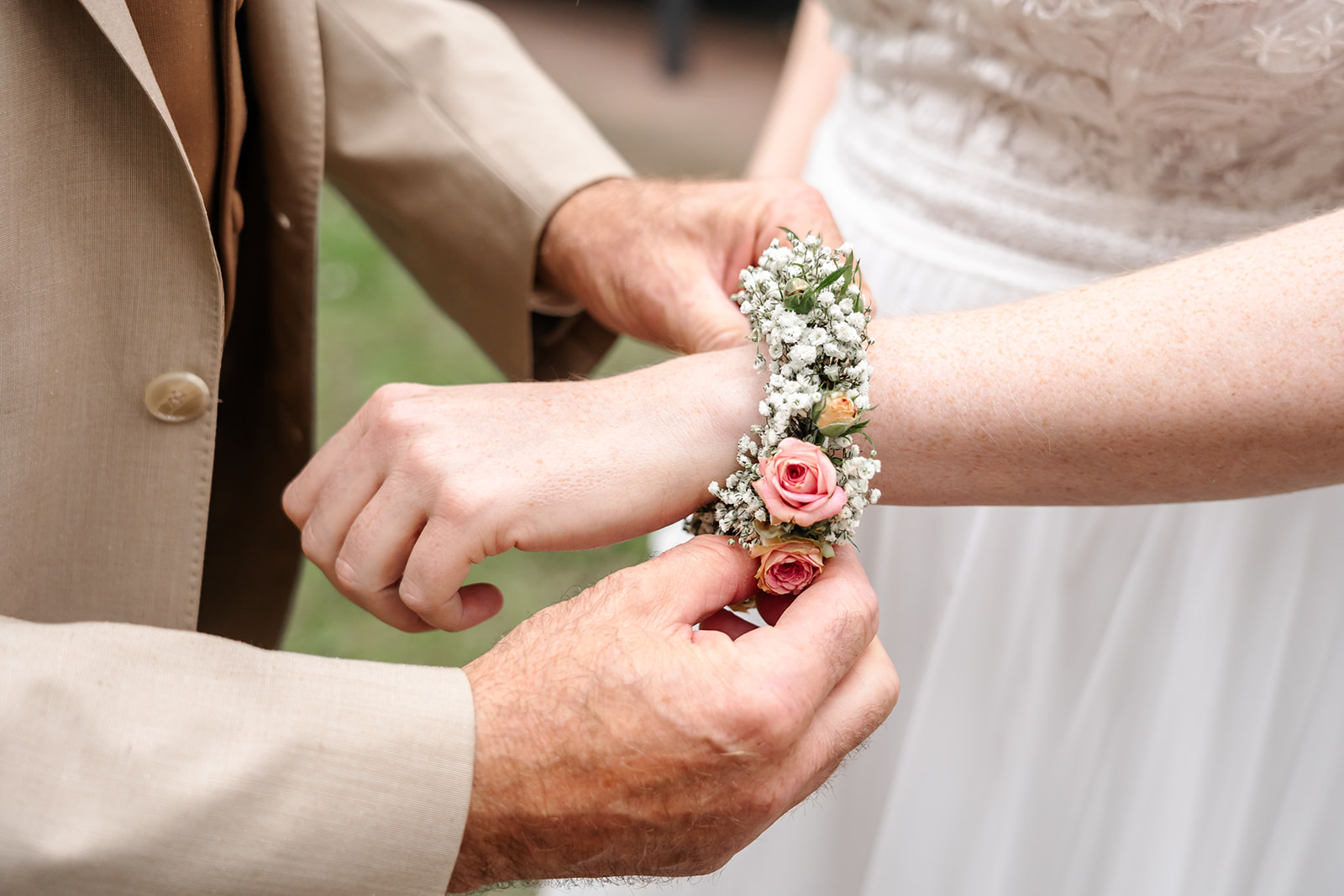 Hochzeit: Detailaufnahme - Van der Valk Naturresort Drewitz