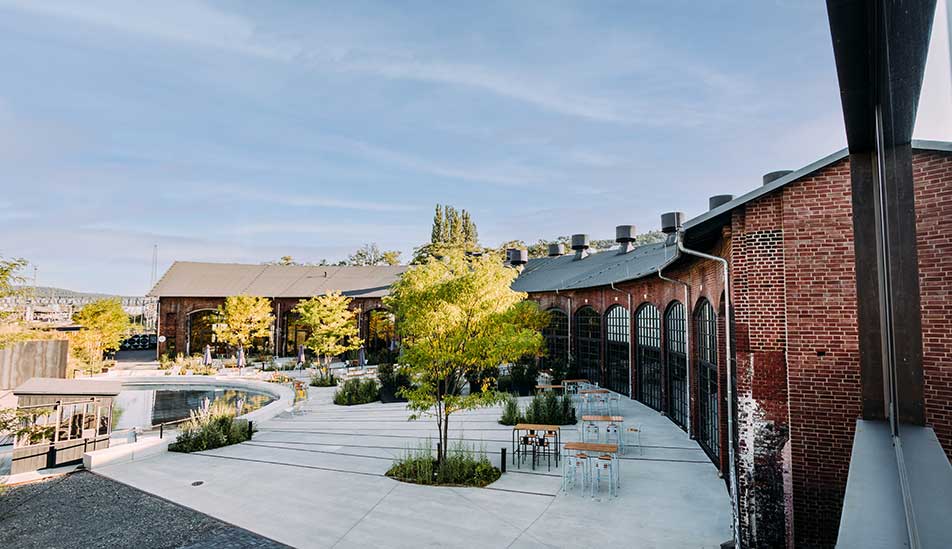 Hochzeit: LOKSCHUPPEN MARBURG