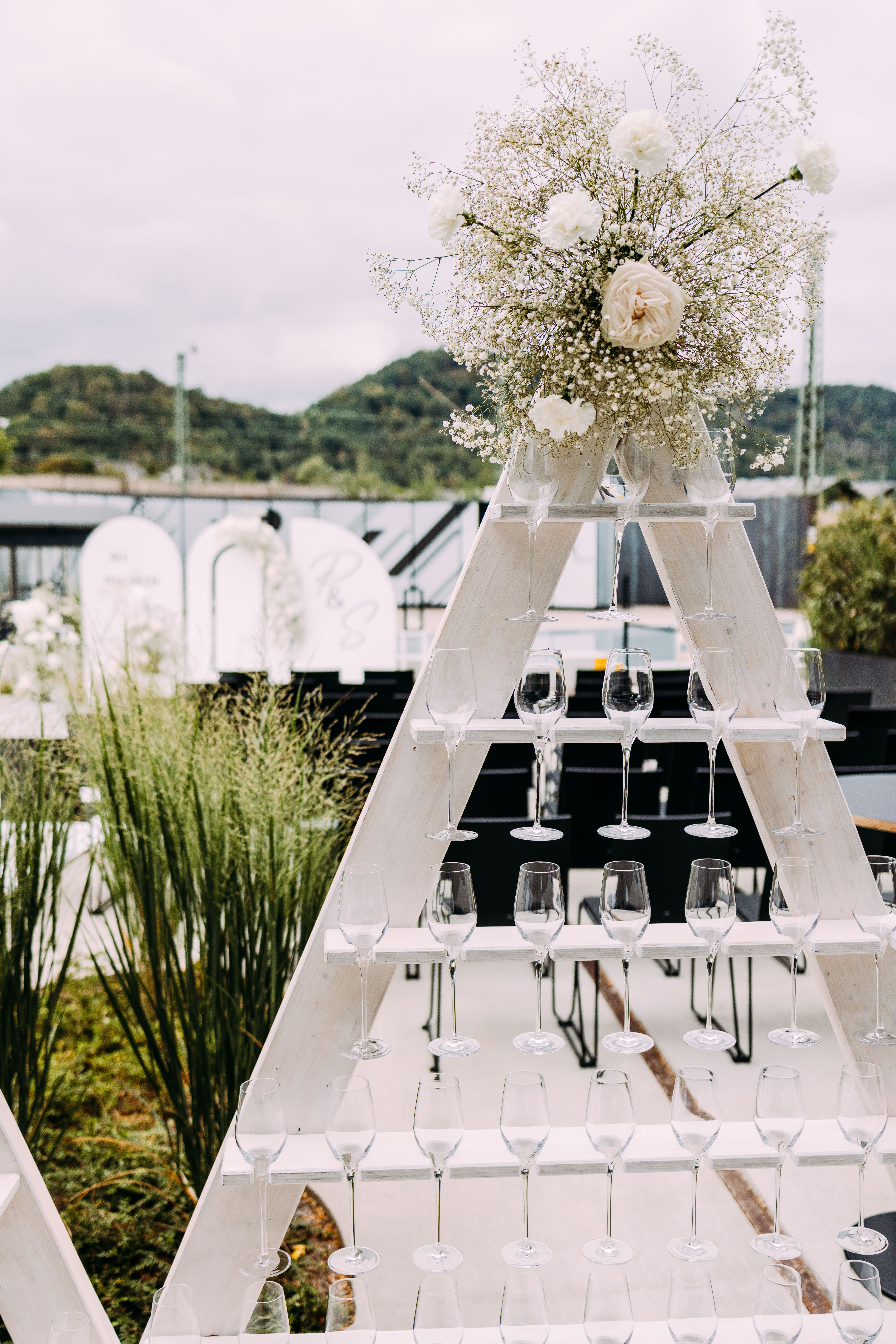 Hochzeit: LOKSCHUPPEN MARBURG