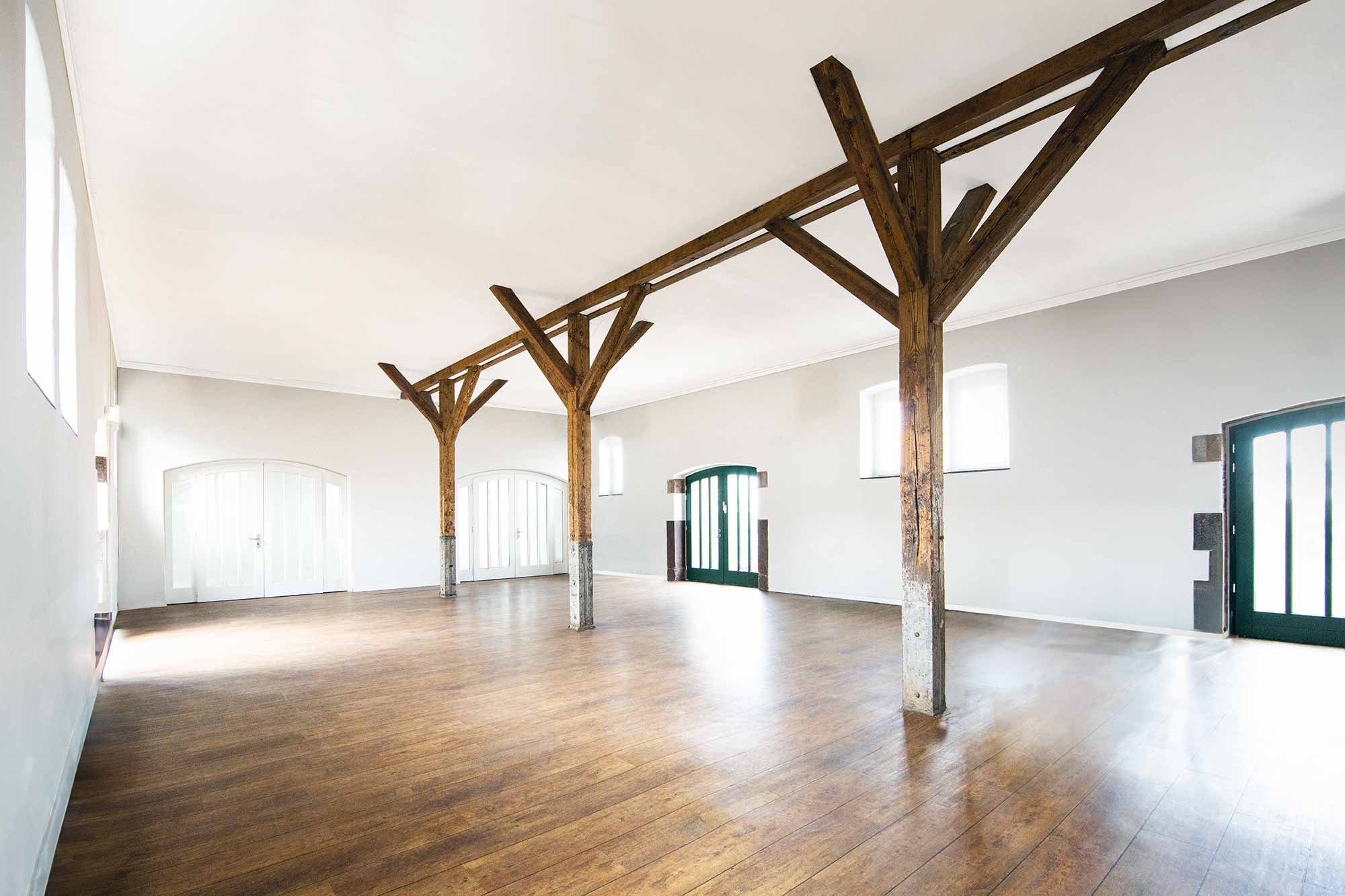 Glasvoll Eventlocation Düsseldorf Informations sur les salles de bal Grange