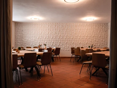 Hochzeitslocation: Blick in den 2. Saal - momo Eventlocation