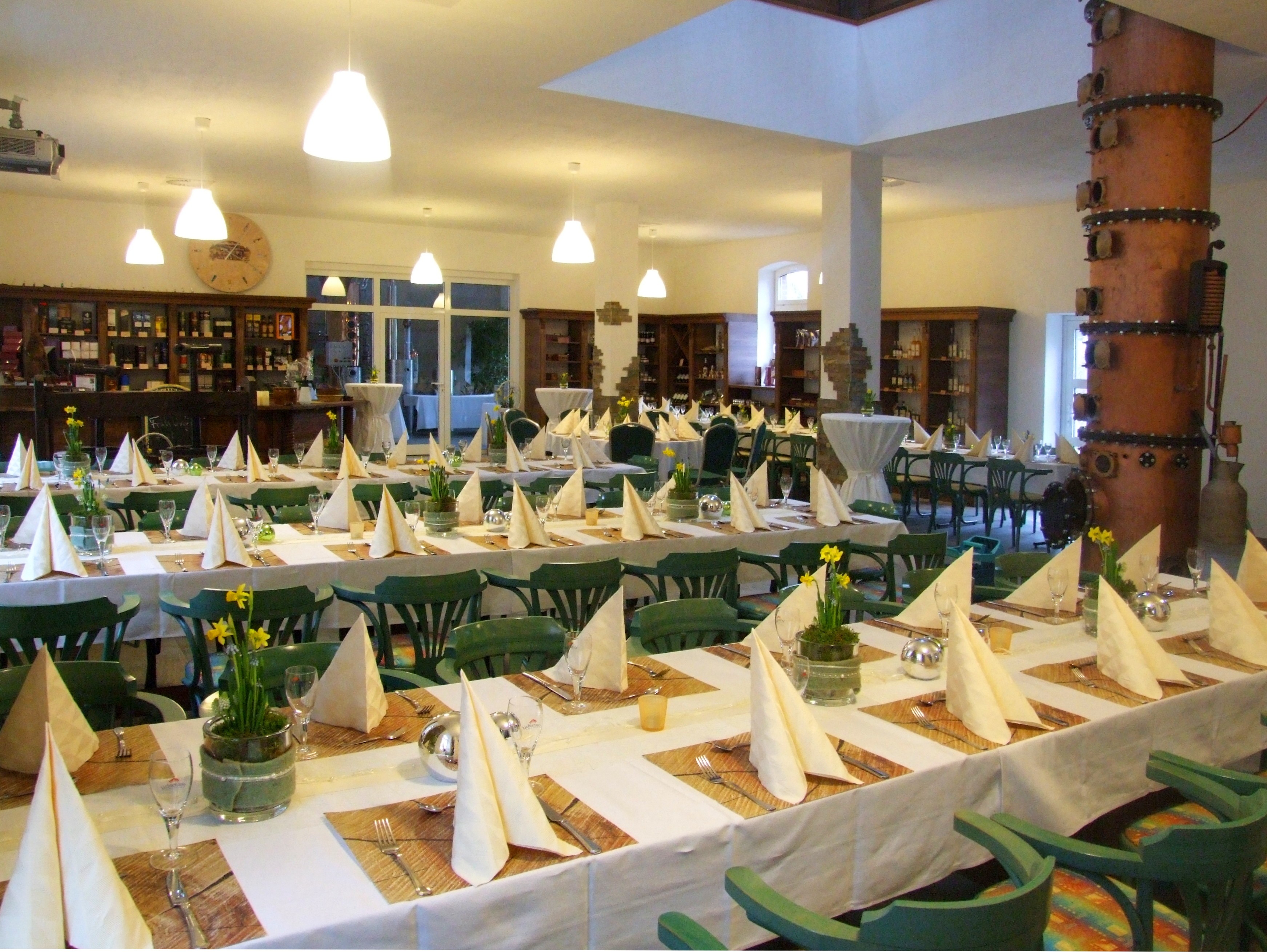 Distillerie Behr Angaben zu den Festsälen Festsaal