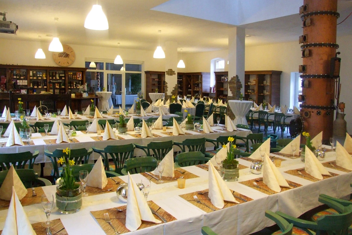 Hochzeit: Distillerie Behr