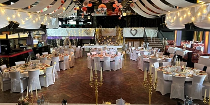 Hochzeit - Parkplatz: kostenlos - Wirsberg - Gasthaus/Tanzcenter Deuber
