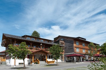 Hochzeit: Aussensicht bis Mai 2016 - aktuell Zubau - Hotel Krone