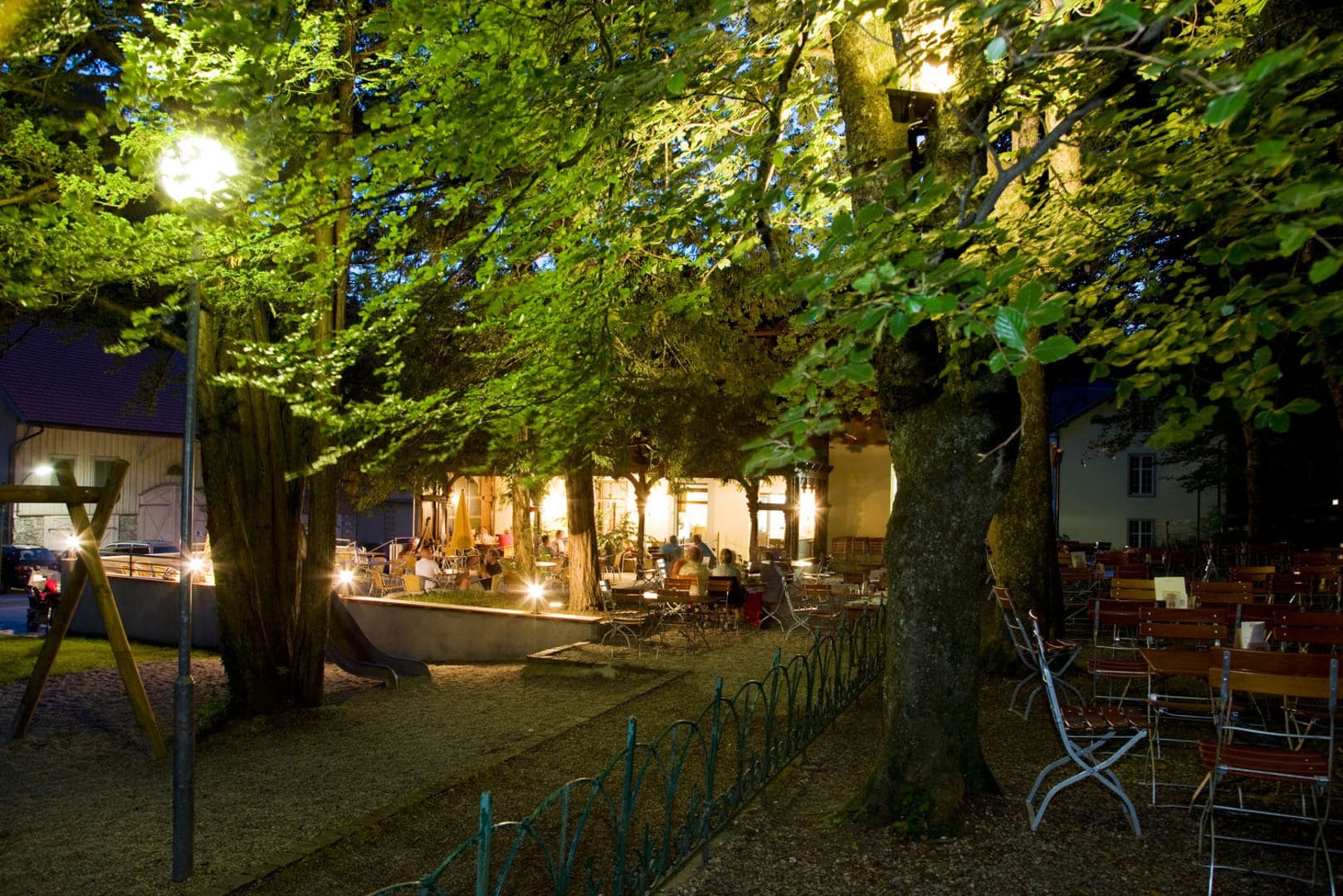 Bruiloft - Lingenau -    Traumhafte Hochzeitslocation in Vorarlberg mit idyllischem Gastgarten - Guetle