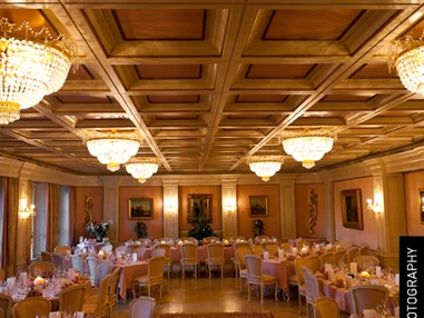 Hochzeitslocation: Der Festsaal des Hotel Schloss Dürnstein in Niederösterreich. - Hotel Schloß Dürnstein