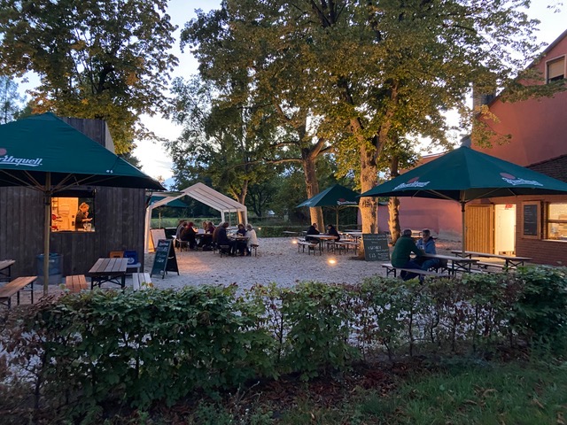 Landhaus Kastanie Information about the banquet halls Beer garden