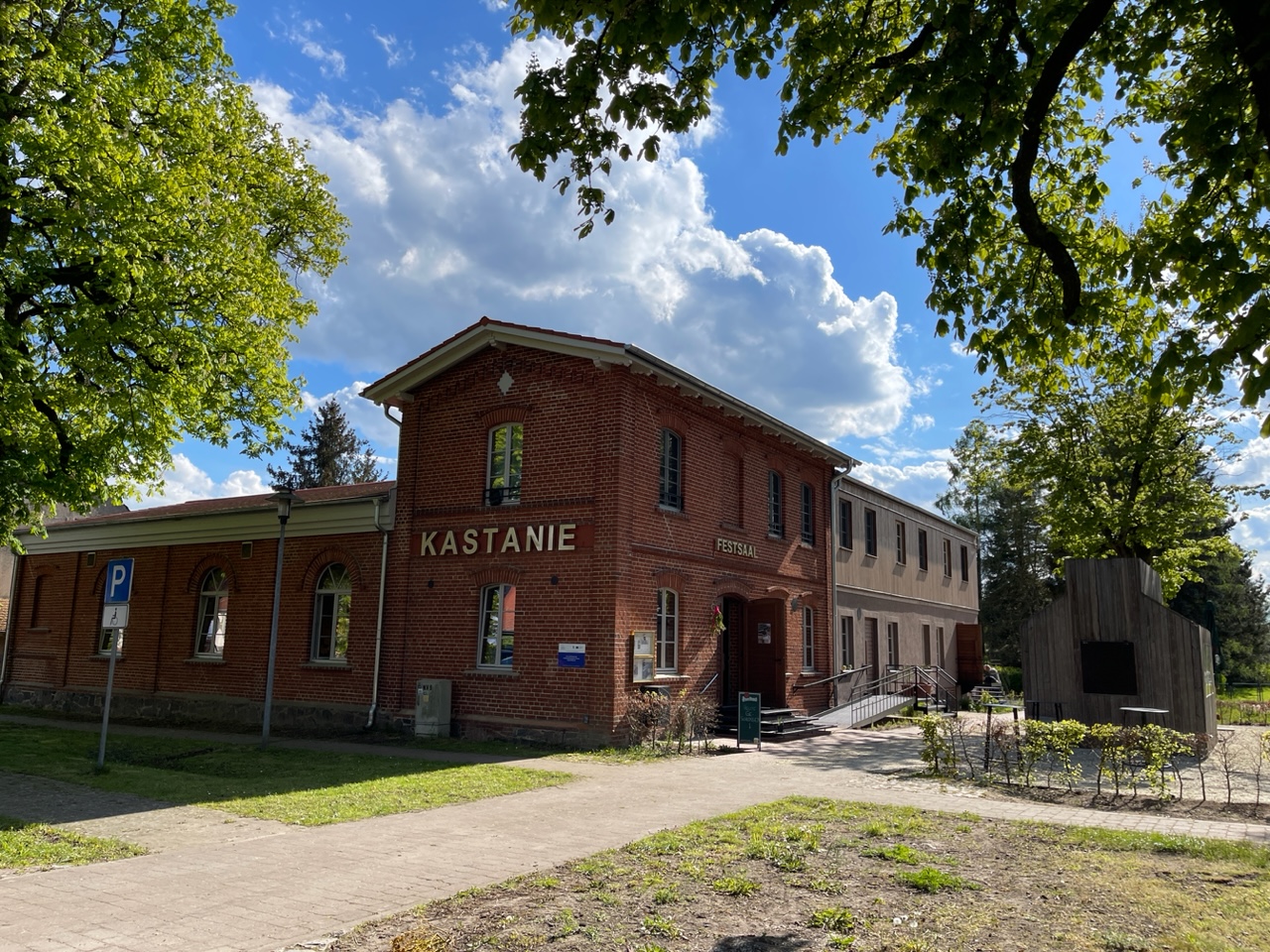 Landhaus Kastanie Information about the banquet halls Exterior view