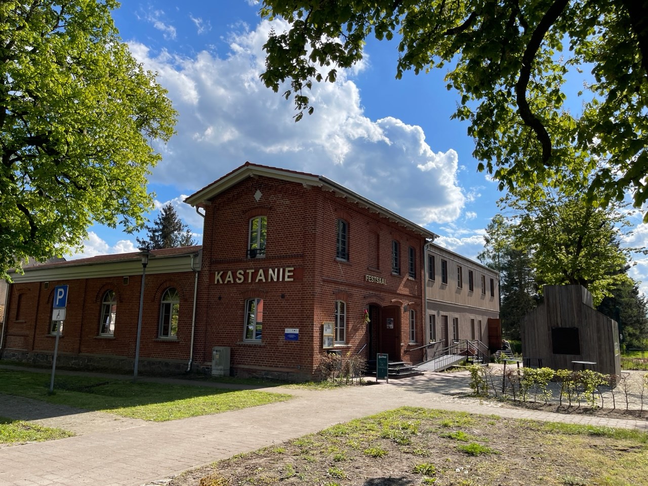 Landhaus Kastanie Information about the banquet halls Exterior view