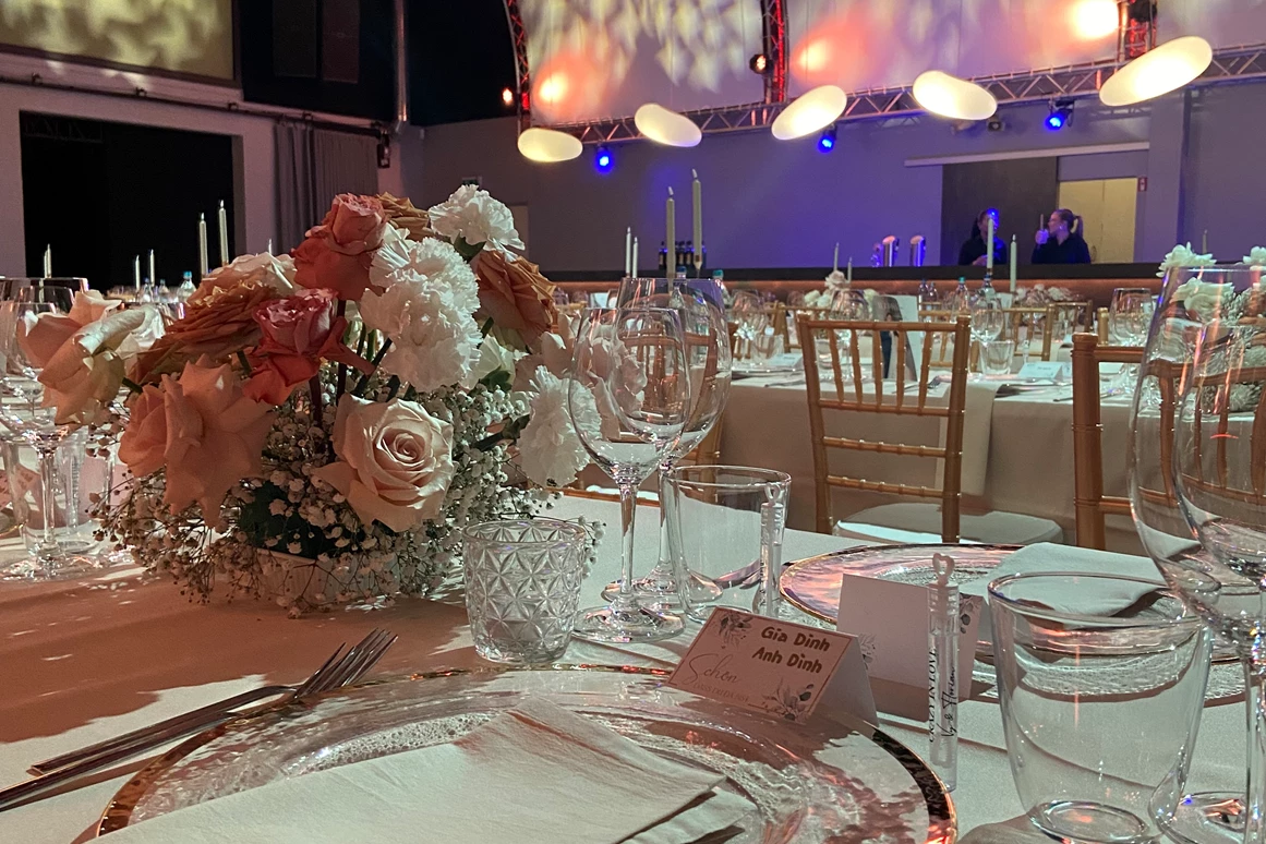 Hochzeit: Saal Magnum - großer, moderner Hochzeitssaal - Presswerk Eventhaus
