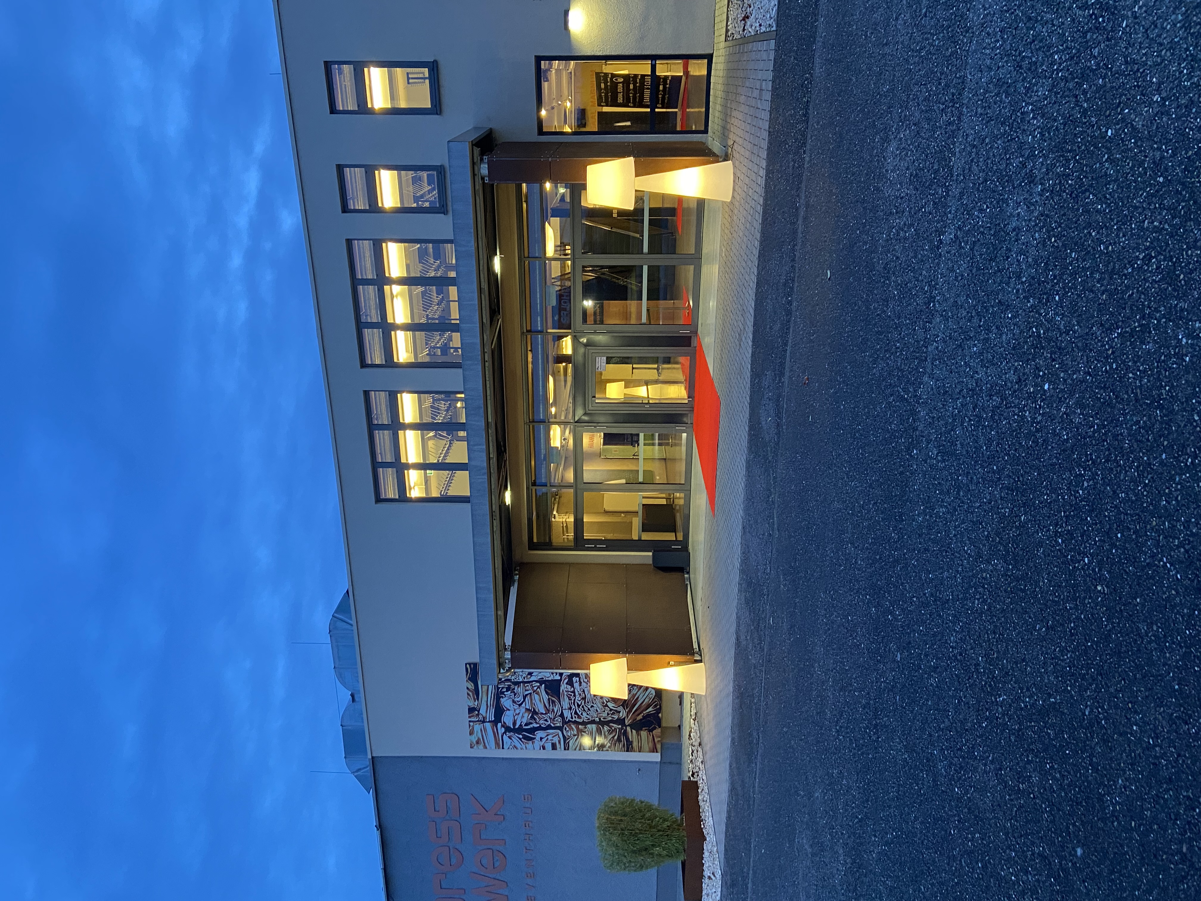 Hochzeit: Haupteingang - Presswerk Eventhaus