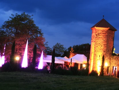 Matrimonio - Flonheim - Die Hochzeitslocation Burg Battenberg/Pfalz bei Nacht. - Burg Battenberg / Pfalz