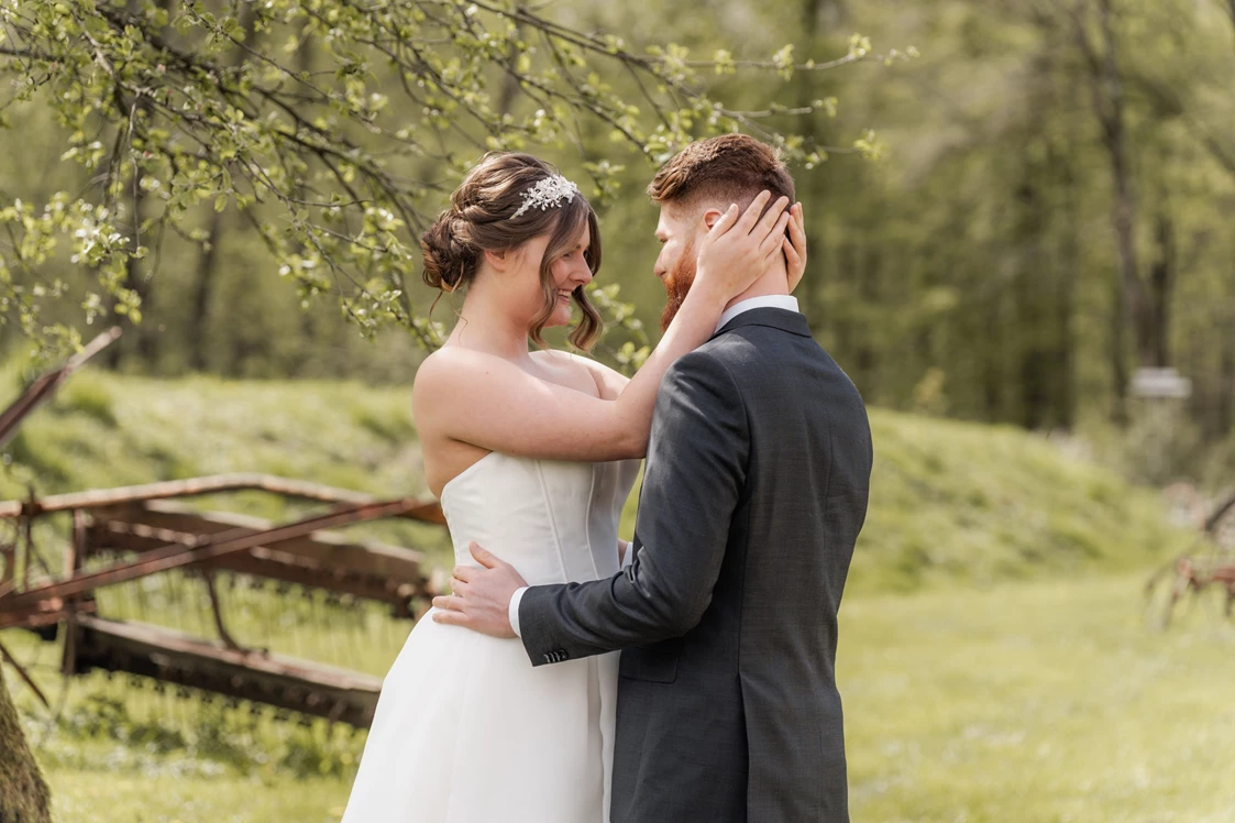 Hochzeit: Paarshooting im Garten - Hofgut Dösterhof