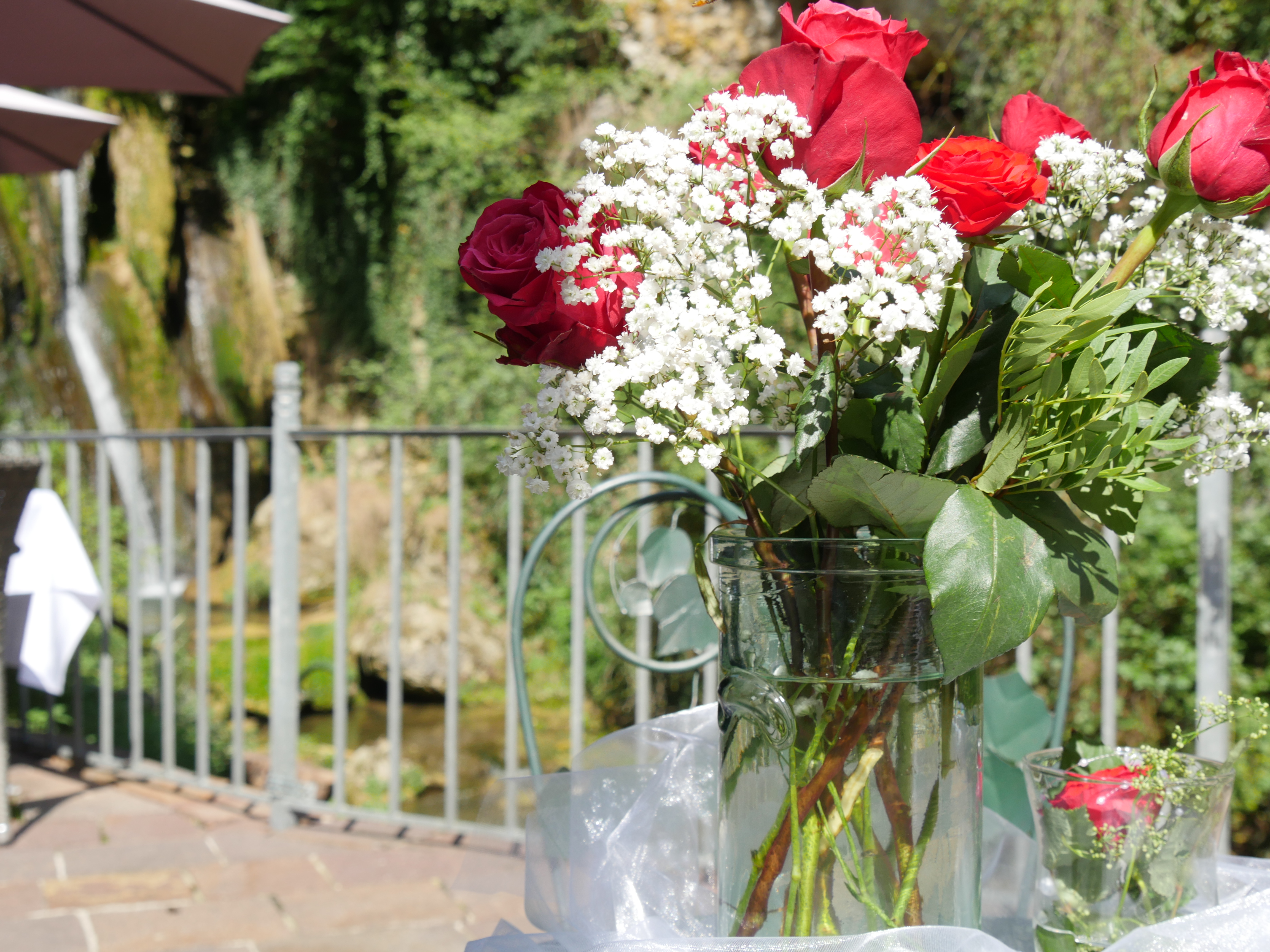 Hochzeitslocation: Terrasse am Wasserfall. - Hotel Restaurant Bibermühle