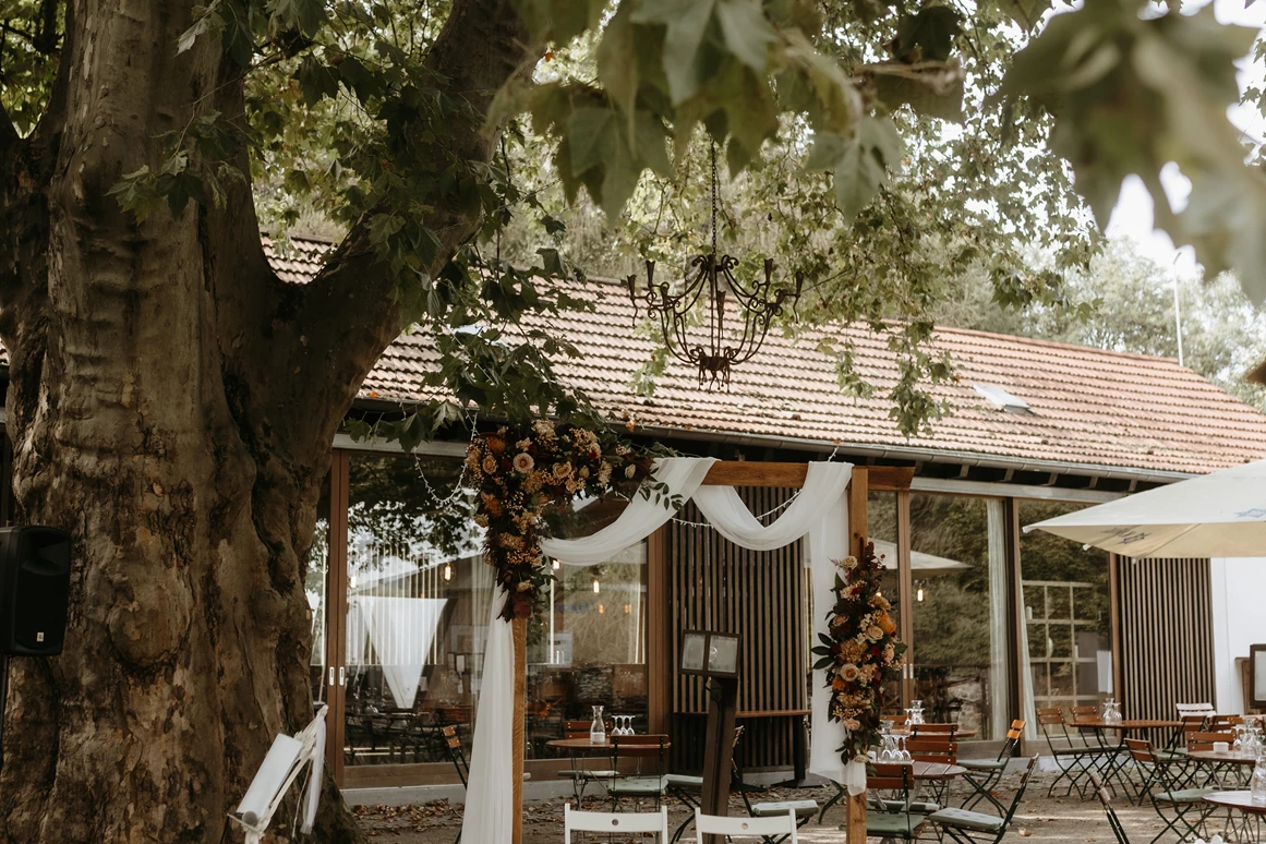 Hochzeitslocation: Forsthaus Neuhaus