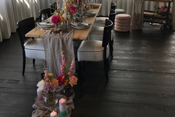 Hochzeit: so könnte Ihre Hochzeitstafel aussehen, Restaurant Veranda - Jagdschloss-Resort Kühtai