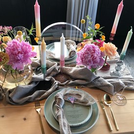 Hochzeit: Tischdeko in der Veranda - Jagdschloss-Resort Kühtai