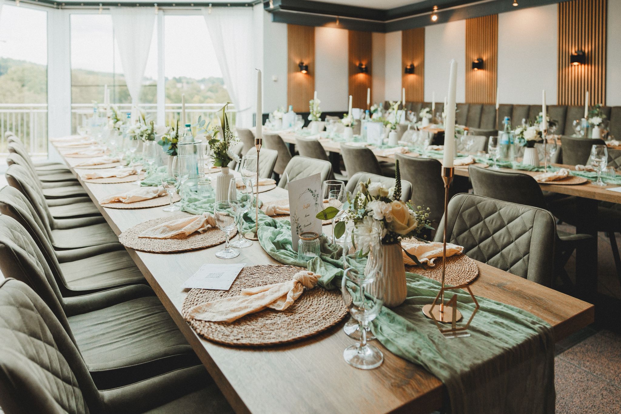Hochzeit: großer Saal - JUNIPRO Hotel & Eventlocation Schinderhannes in Weiskirchen