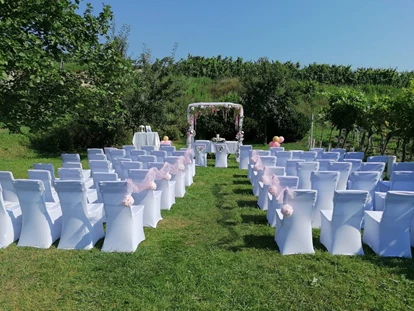 Wedding - Pottenbrunn - Eine Gartenhochzeit im Weingut Moser Hermann in der Nähe von Krems. - Weingut Moser Hermann