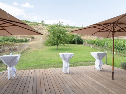Wedding - Pottenbrunn - Unser Gartenterrasse, mit über 20 m2, bietet ausreichend Platz für die Agape. - Weingut Moser Hermann