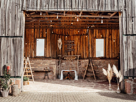 Hochzeitslocation: Offene Scheune - Marienhof Fecher