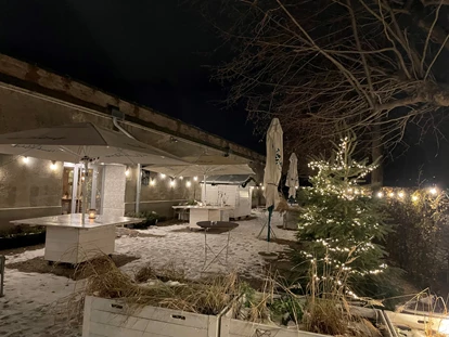 Hochzeit - Höbersdorf - Winterhochzeit Kiesgarten welcher zum Barraum gehört - Die Schankwirtschaft im Augarten