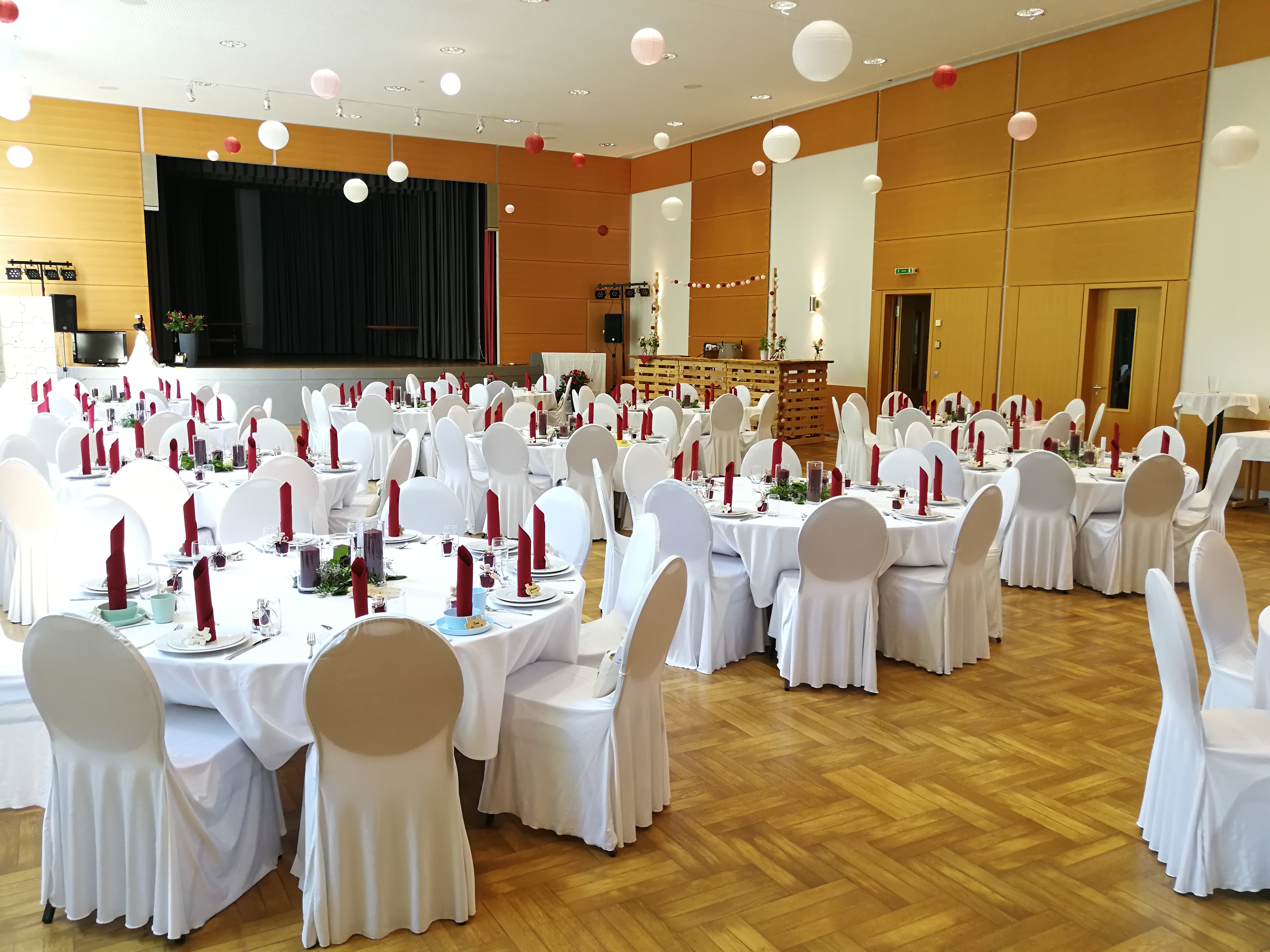 Matrimonio - Mudau - Saal mit Bühne - Event-Location-Taubertal