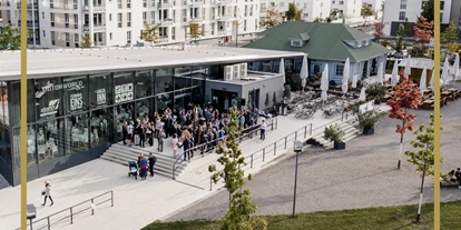 Hochzeit - Geeignet für: Private Feier (Taufe, Erstkommunion,...) - Leonberg (Böblingen) - CHECK INN Restaurant Eventhalle TERMINAL EINS