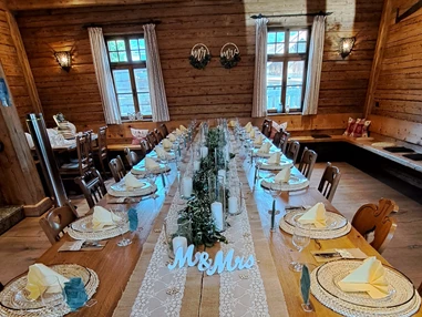 Hochzeitslocation: Hochzeit in der Almhütte. - Gasthaus Sonne