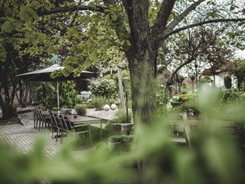 Hofgut Dettweiler Angaben zu den Festsälen Hofgarten & Grillplatz