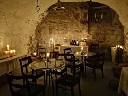 Hochzeit - Wickeltisch - Bad Zurzach - Weinkeller mit einer Selektion aus über 100 Weinen - Hotel Gasthof Zur Waag