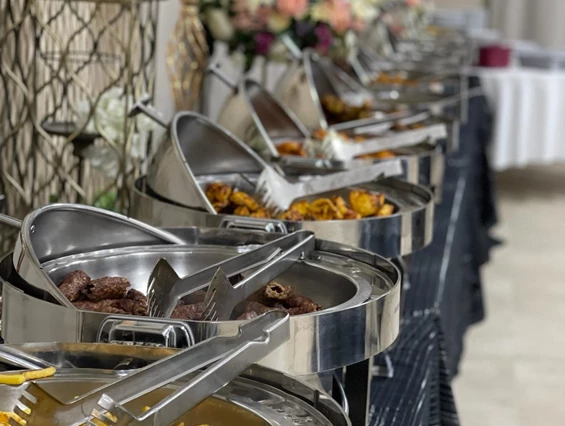 Hochzeit: Desi Buffet Menu pakistani and indian food - Crystal Palace Events Ginsheim Hall