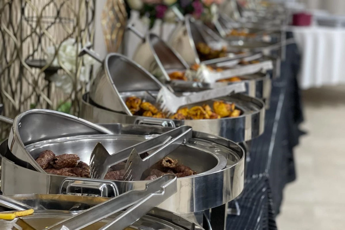 Hochzeit: Desi Buffet Menu pakistani and indian food - Crystal Palace Events Ginsheim Hall