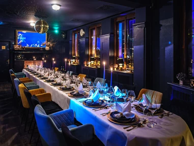 Hochzeitslocation: Kobalt Club Royal