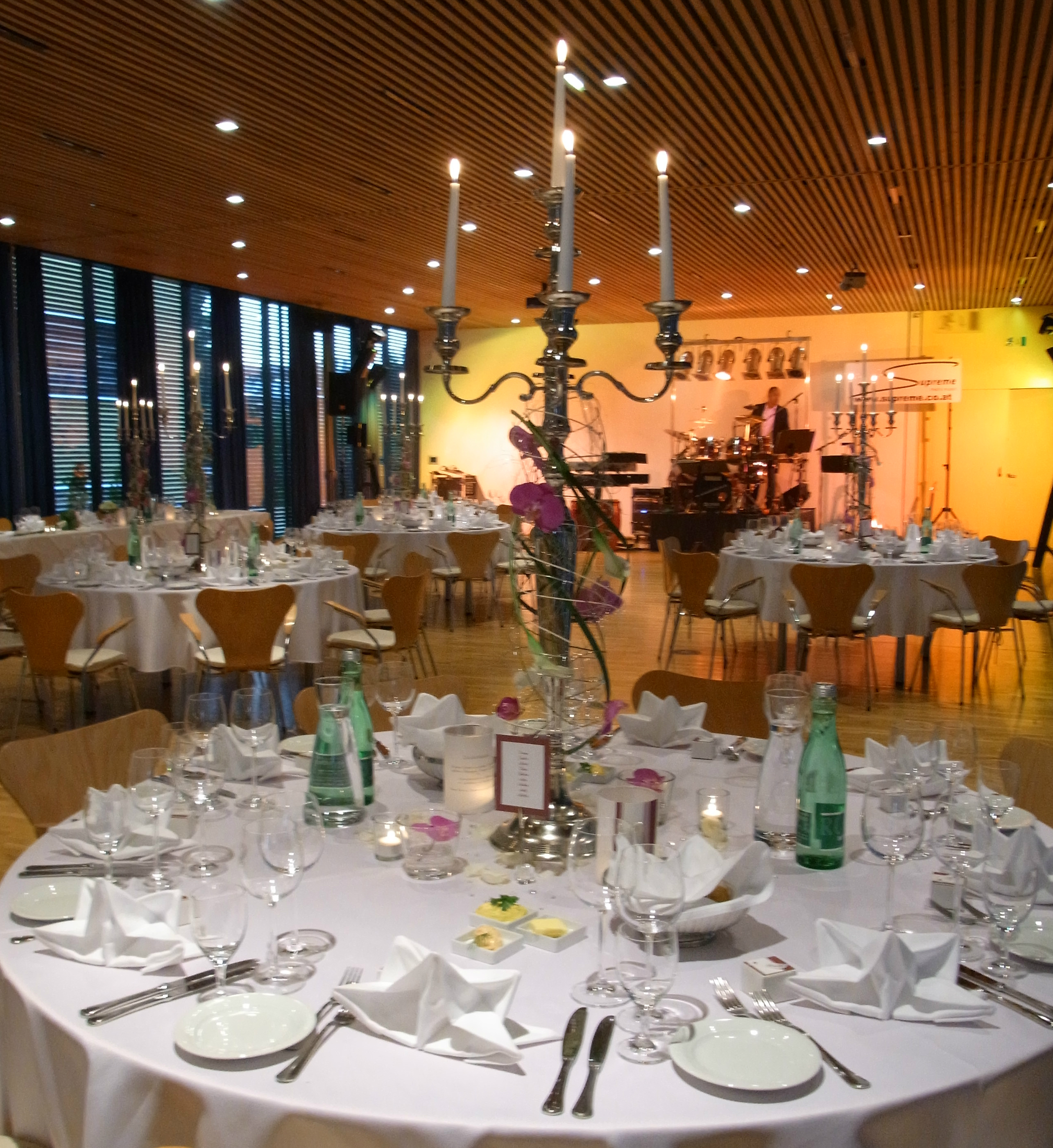 Hochzeit: Dekorierter Festsaal - Vienna House by Wyndham Martinspark Dornbirn