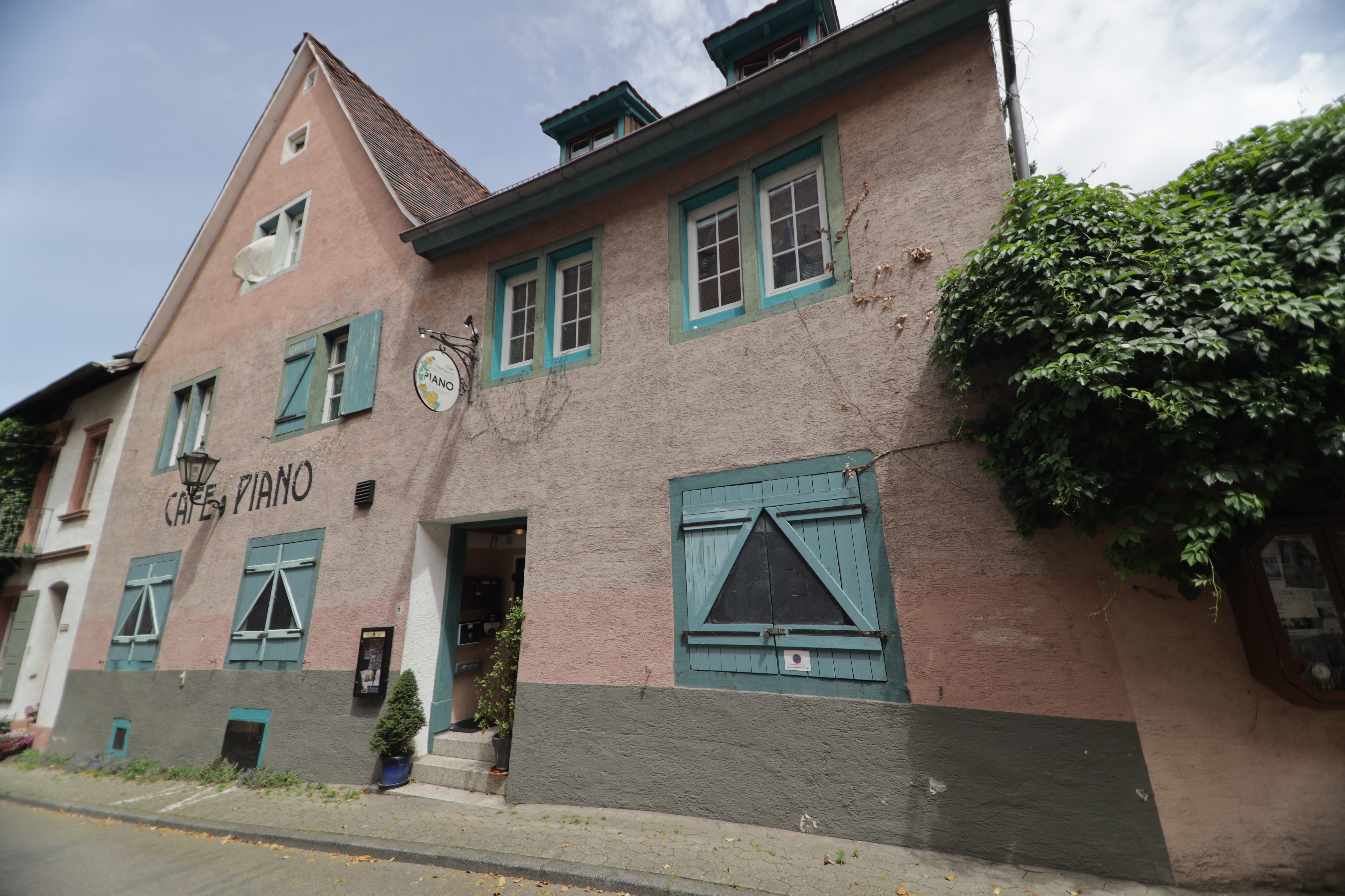 Hochzeitslocation: Außenansicht - Cafe Piano Eventlocation 