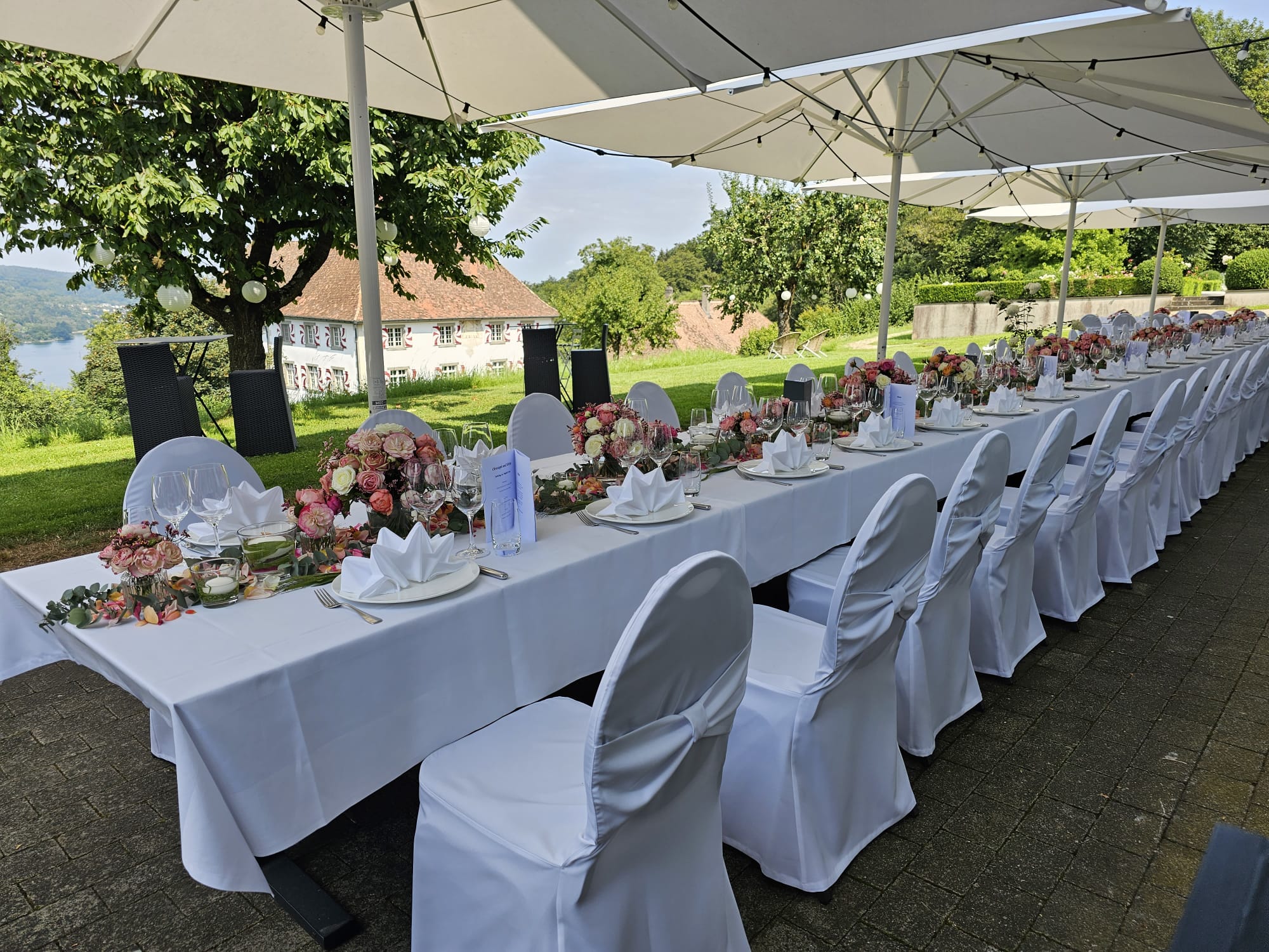 Schloss Freudenfels AG Informations sur les salles de bal terrasse