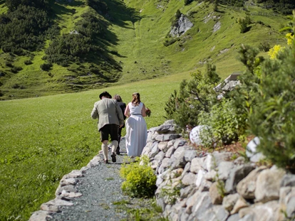 Mariage - St. Anton am Arlberg - Garten & Aussicht ARLBERG STUBEN - das kleine feine Hotel - ARLBERG STUBEN - das kleine feine Hotel