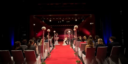 Hochzeit - Geeignet für: Private Feier (Taufe, Erstkommunion,...) - Leonberg (Böblingen) - Trauung auf der Theatersaalbühne - DAS K - Kultur- und Kongresszentrum