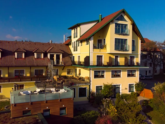 Hochzeitslocation: Hotel des Glücks ****